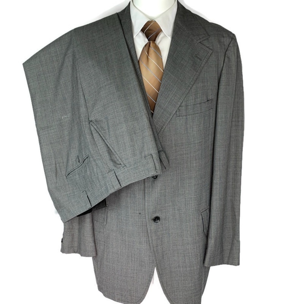 Brody Suit